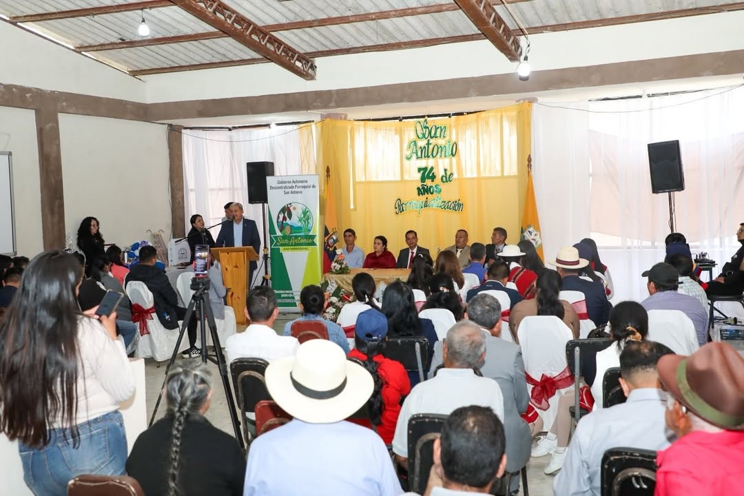 Prefectura de Cañar reconoce el 74° aniversario de San Antonio de Paguancay