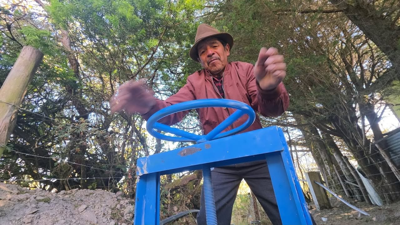 Prefectura del Cañar ejecuta mejoras en riego de Gualleturro para 14 familias