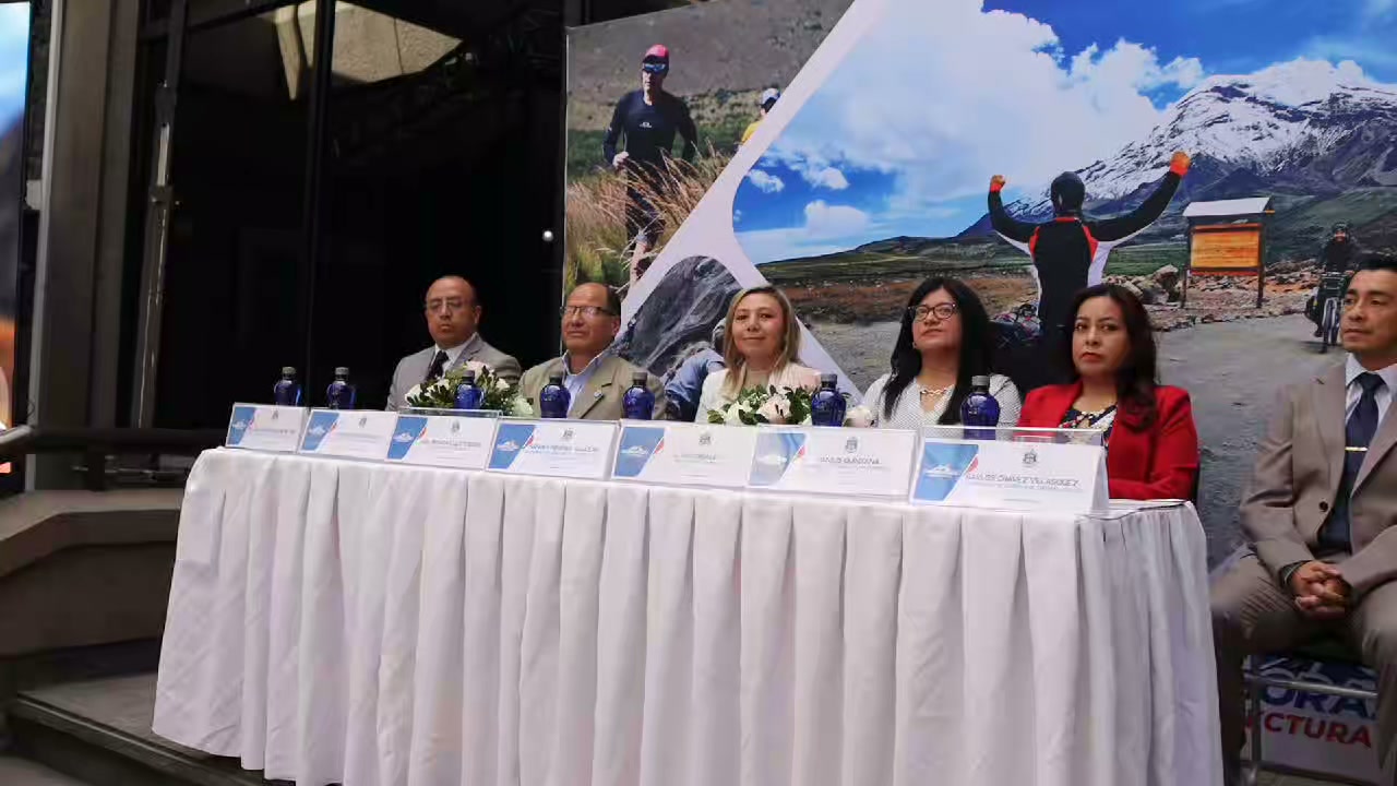 Prefectura de Chimborazo lanza marca turística y reconoce a 32 actores del sector