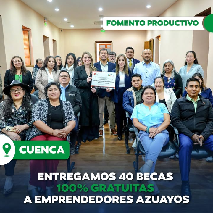 Prefectura de Azuay entrega 40 becas para diplomado en emprendimiento empresarial