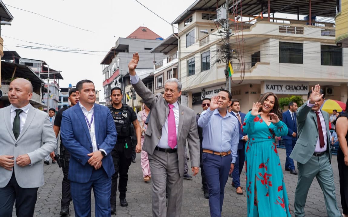 Prefectura de Cañar apoya celebración de los 43 años de La Troncal