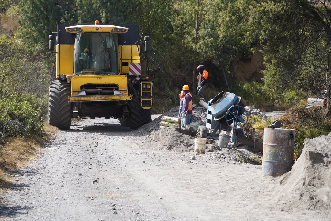 Prefectura del Carchi ejecuta obra de USD 1,5 millones en vía García Moreno-Tinajillas