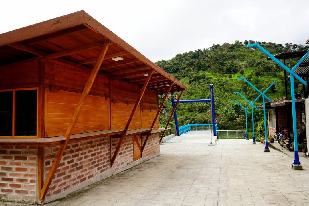 Prefectura de Carchi invierte USD 34 mil en bulevar y mirador para impulsar el turismo en Maldonado