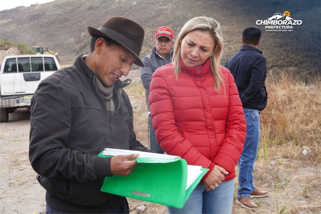 Prefectura de Chimborazo avanza en vialidad rural para turismo en Yanayacu, Alausí