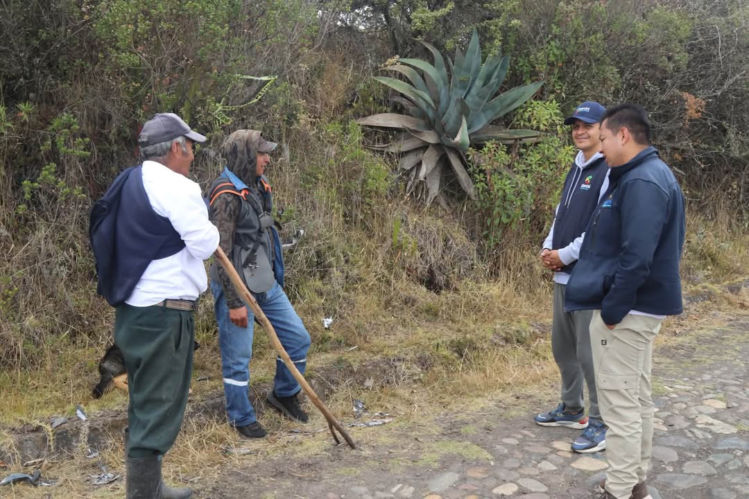 Prefectura de Carchi reconoce mingas comunitarias en San José de Tinajillas