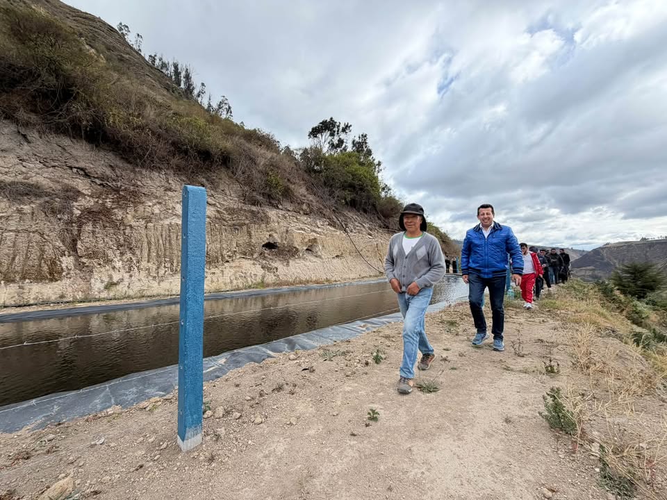 Prefectura del Carchi inaugura micro reservorio en Yail para riego de 81 hectáreas