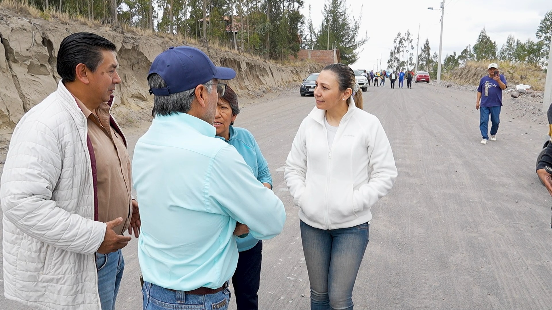 Prefectura de Chimborazo prioriza vialidad en Guano y riego en Chambo tras recorrido territorial